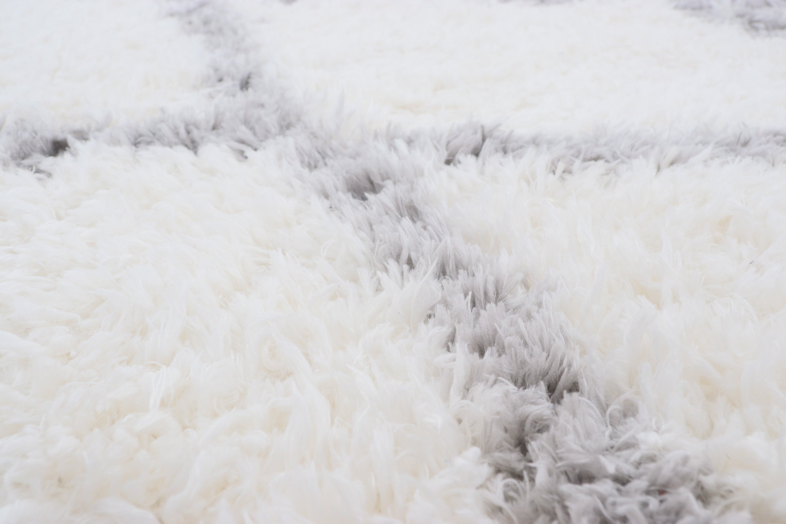 Hochflorteppich Edda Weiß