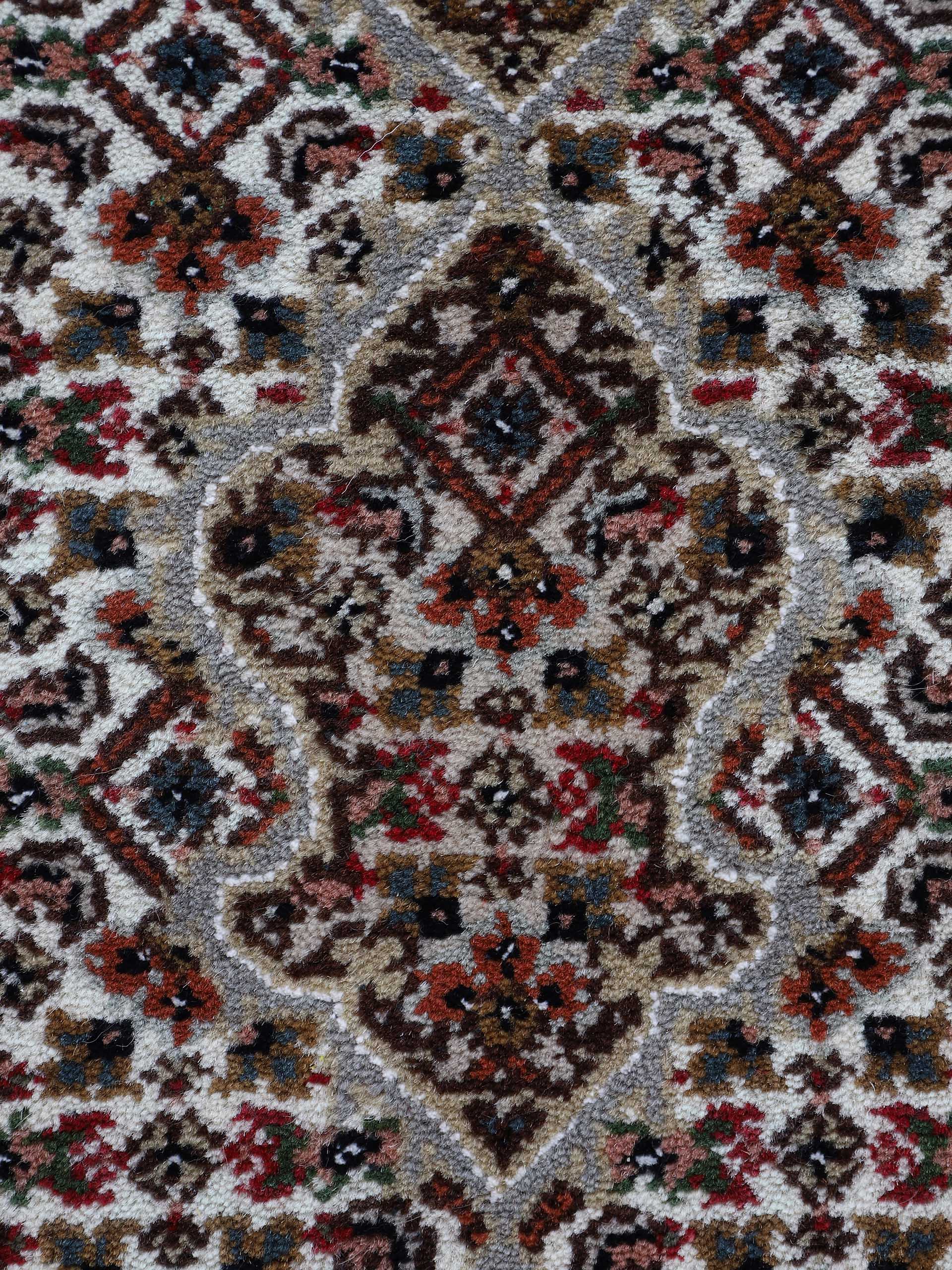 Tabriz Mahi Teppich Creme