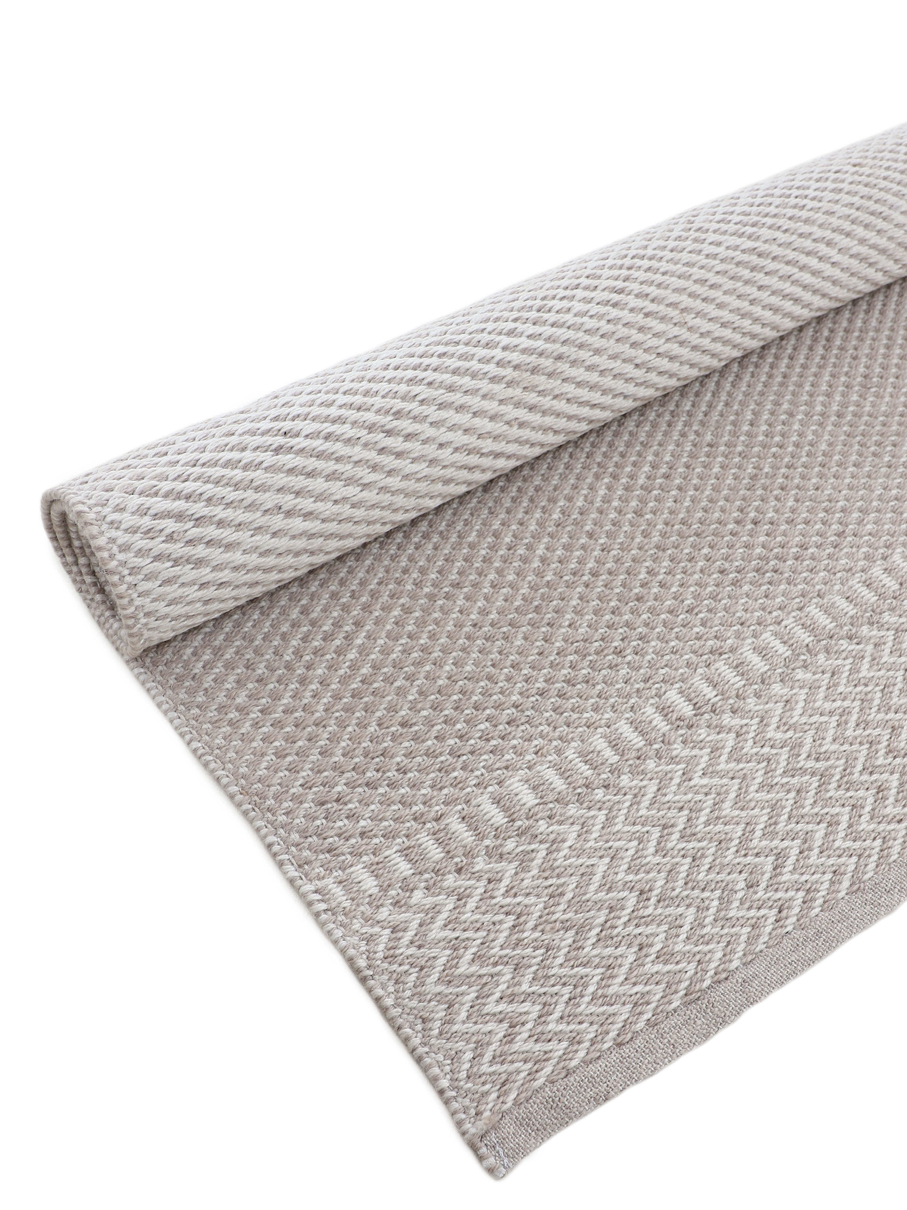 In- & Outdoor Teppich aus recyceltem Material